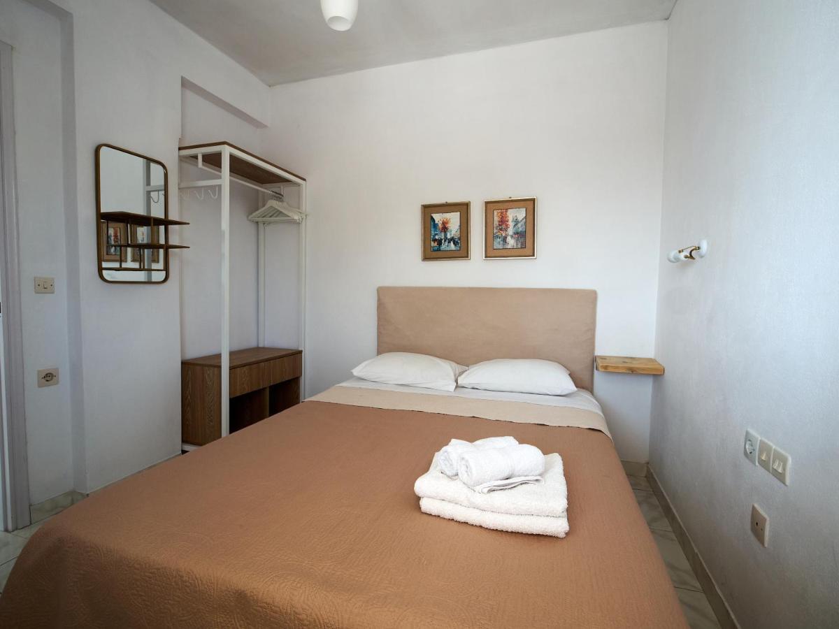 Theodora Apartment Patitiri  Exterior photo